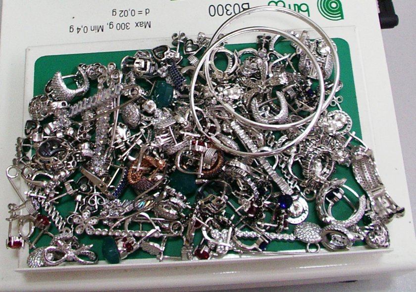 Спипаха турчин на "Капитан Андреево" със златни и платинени накити за над 400 000 лева