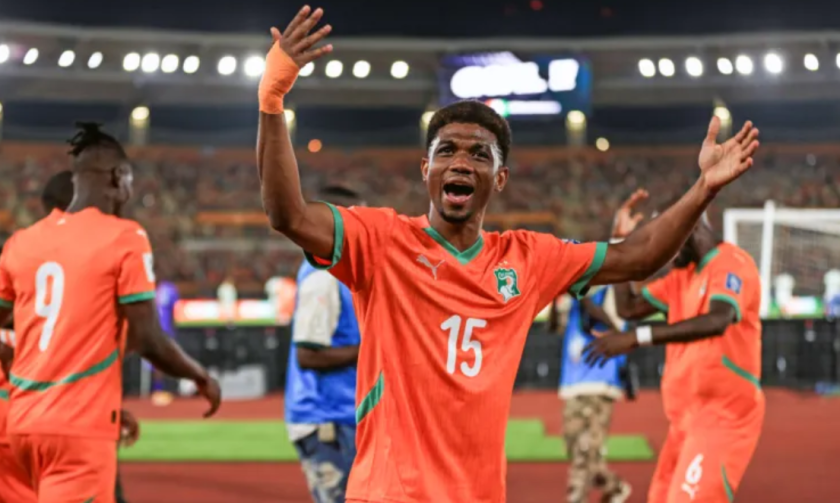 Шампионът и Камерун стартираха с победи