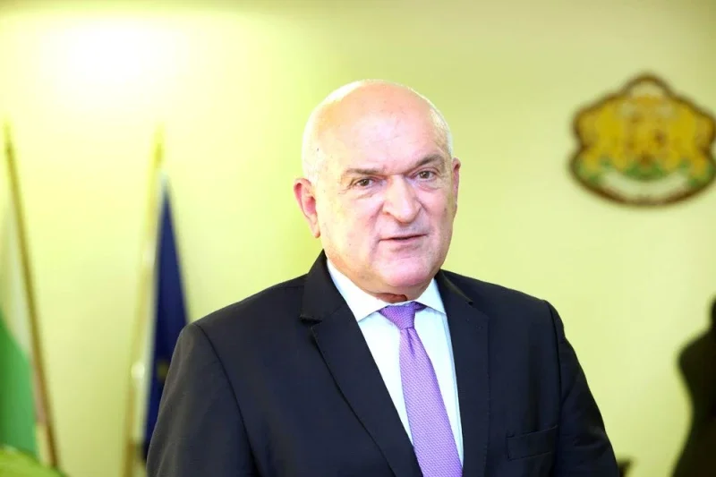 Съкращения в Сметната палата!