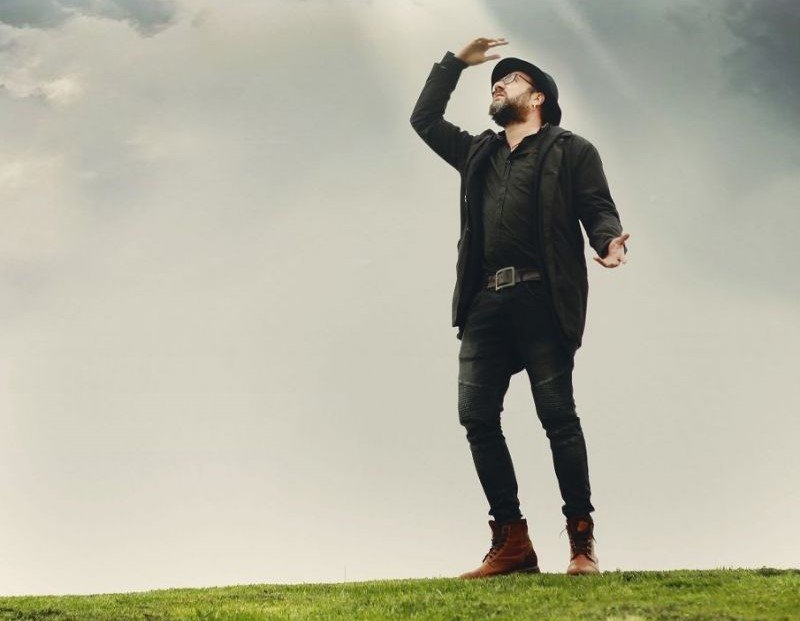 Димо от P.I.F. отлетя в най-тъмния ден, за да озари небето като звезда