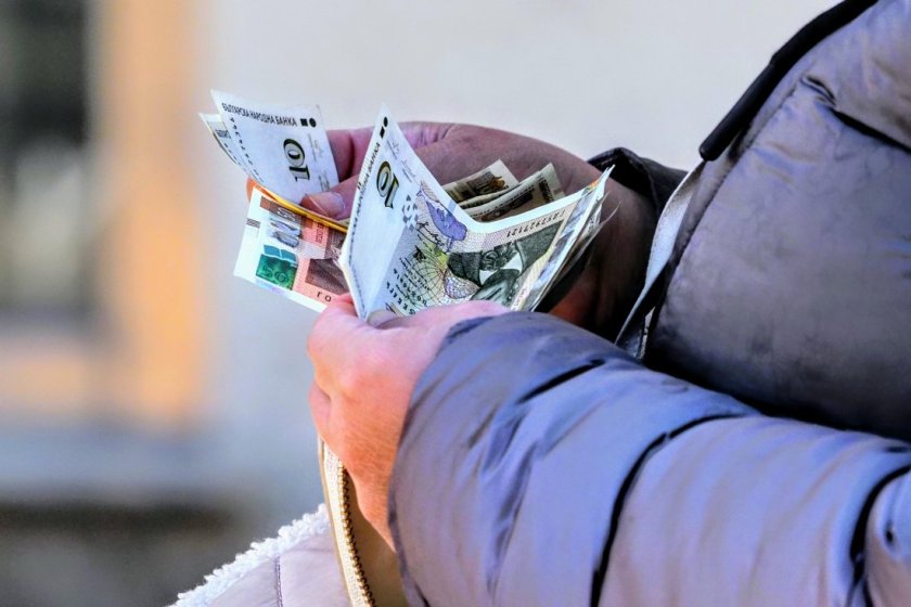 Кога започва изплащането на пенсиите за януари