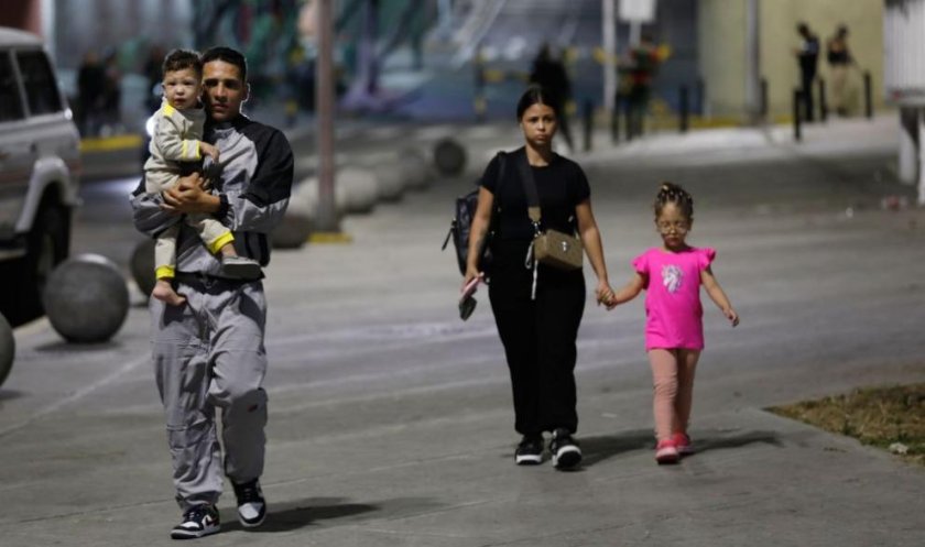 МВнР отвори кризисна телефонна линия за български граждани във Венецуела