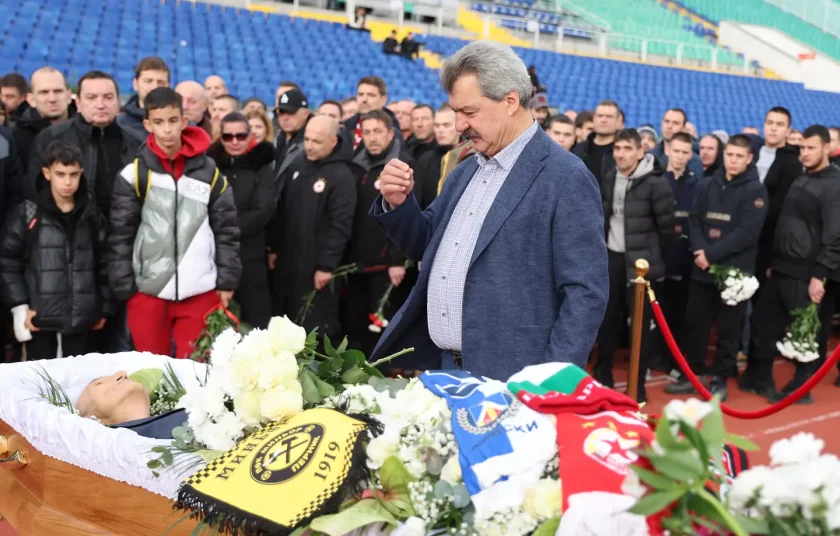 Тодор Батков: Димитър Пенев е човек от народа 