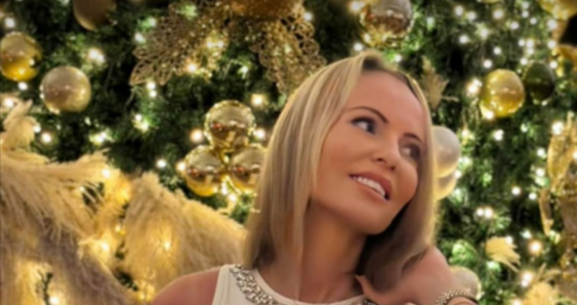 Каназирева като ангел е с чанте за 3 бона честити новата година