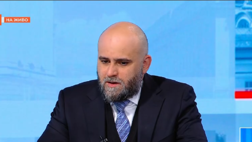 Мартин Табаков за мира в Украйна: Тръмп звучи така, сякаш говори от името на Путин 