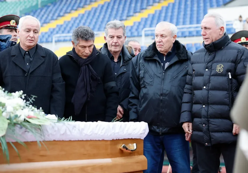 Емил Костадинов: Най-нормално е стадионът да бъде кръстен на Димитър Пенев