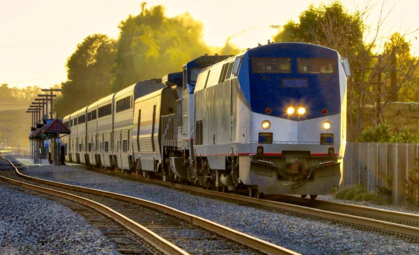 50-годишен мъж загина, блъснат от пътнически влак