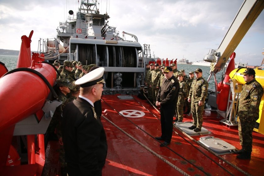 Миночистачът "Прибой" отплава на мисия в Черно море 