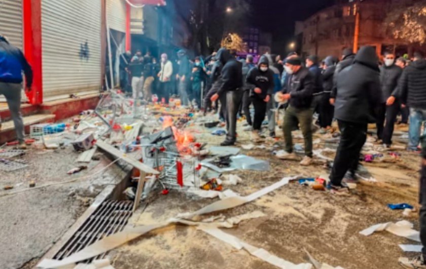 Истинска война: Близо 500 са убити при протестите в Иран