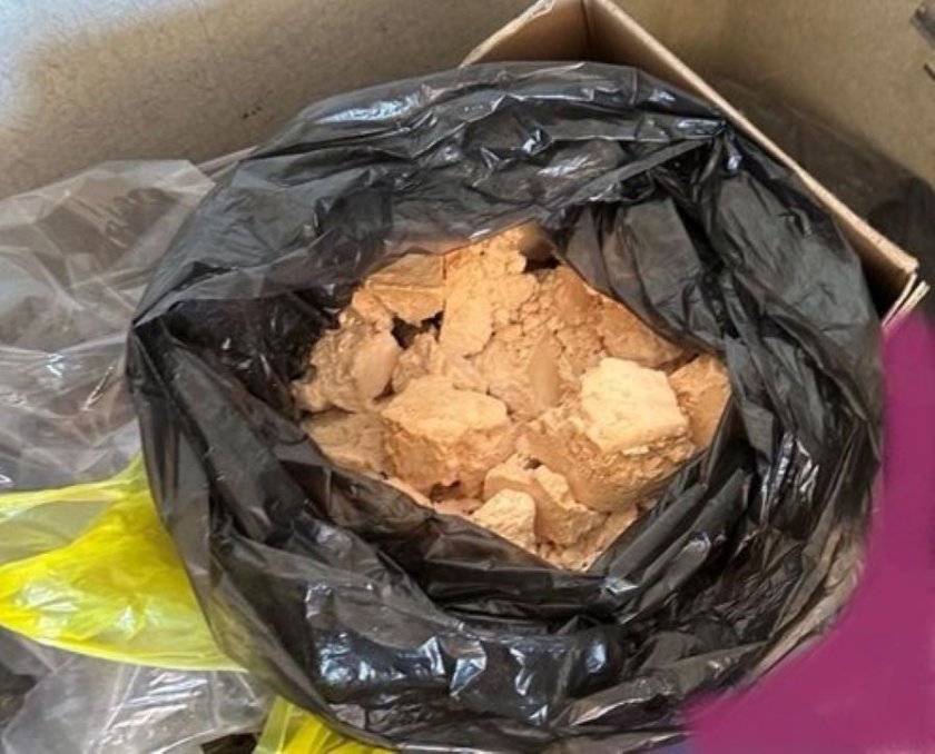 Обвиниха двама наркопласьори от Разград, продавали паста от амфетамини 