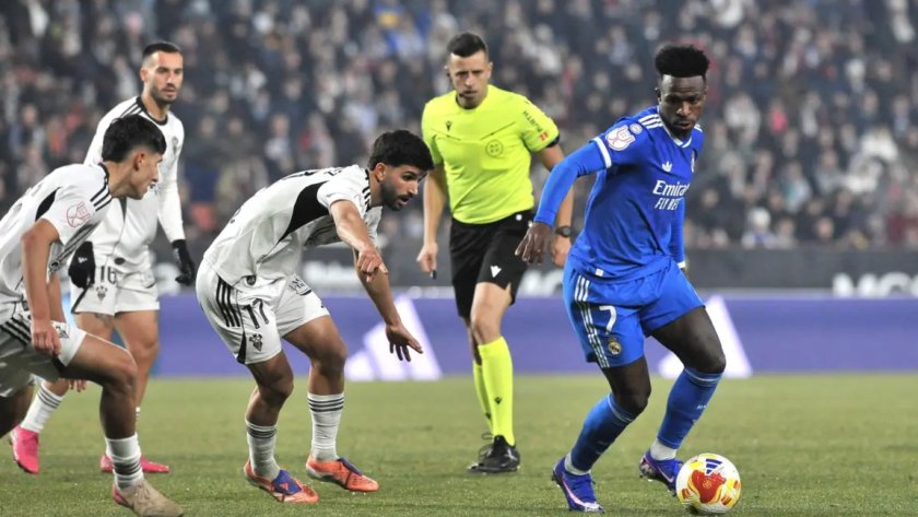 И сега ли Чаби е виновен? Реал с нов крах!