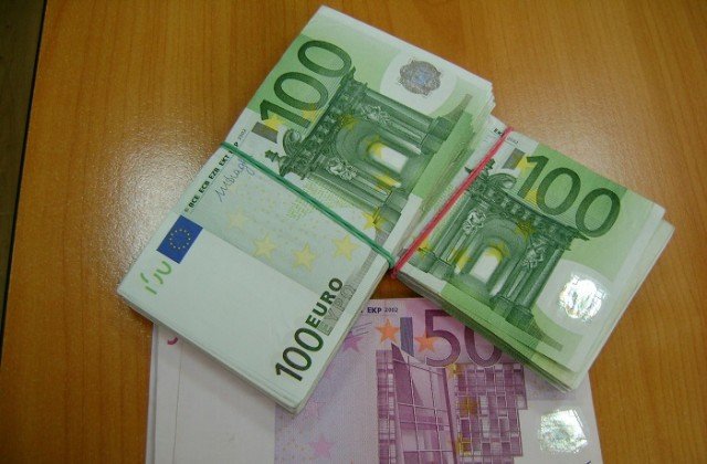 Има ли престъпна мрежа за разпространение на фалшиво евро в Казанлък?