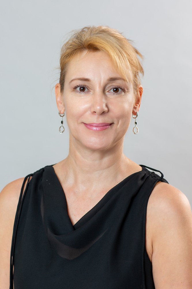 Режисьорката Надя Асенова поема Драматичния театър в Търговище