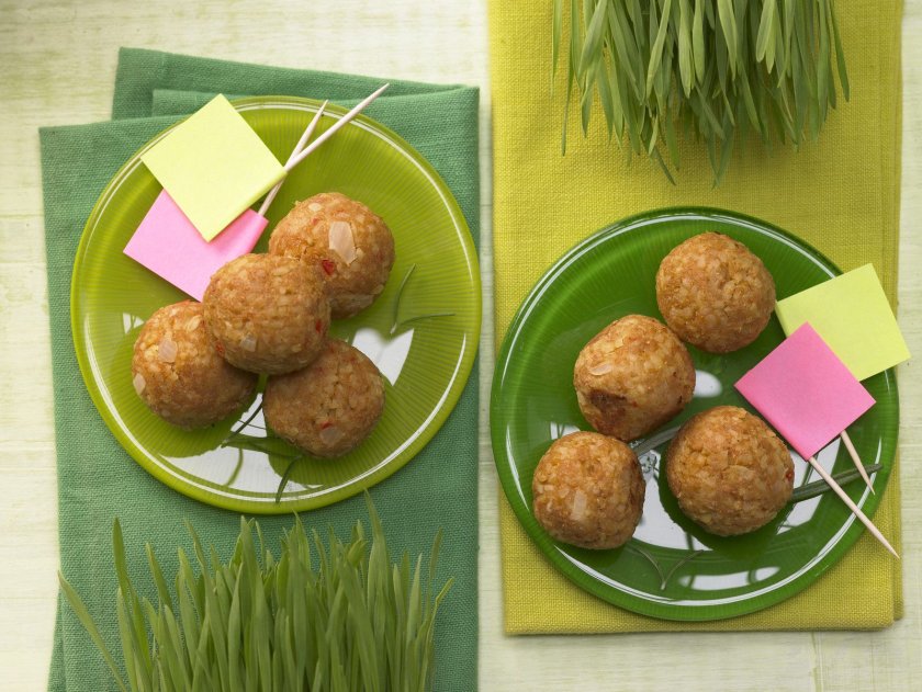 Пилешки кюфтенца с булгур 