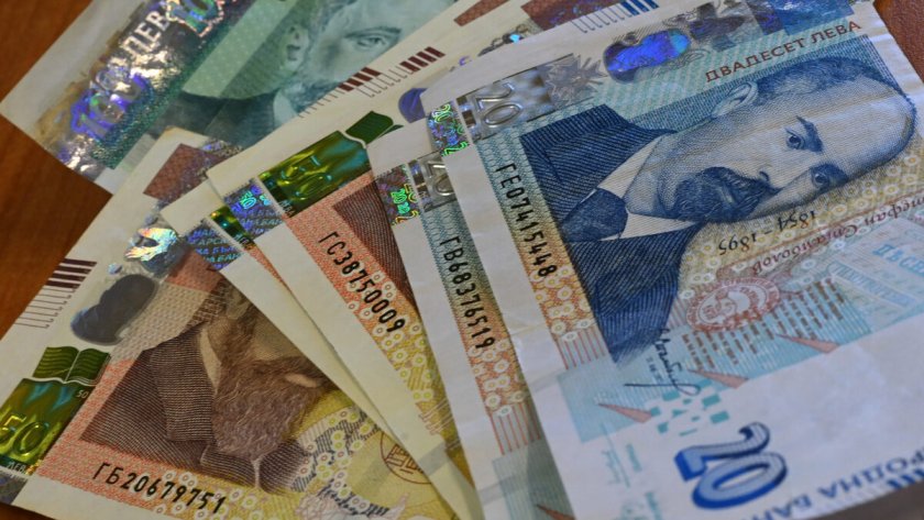 БНБ: Изтеглени са около 58% от левовете