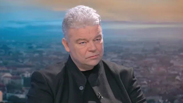 Проф. Димитър Вацов: Свалянето на охраната на Борисов и Пеевски е символно разсъбличане на властта