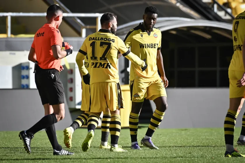 Ботев Пловдив започна контролите с победа с 2:0 срещу Марица