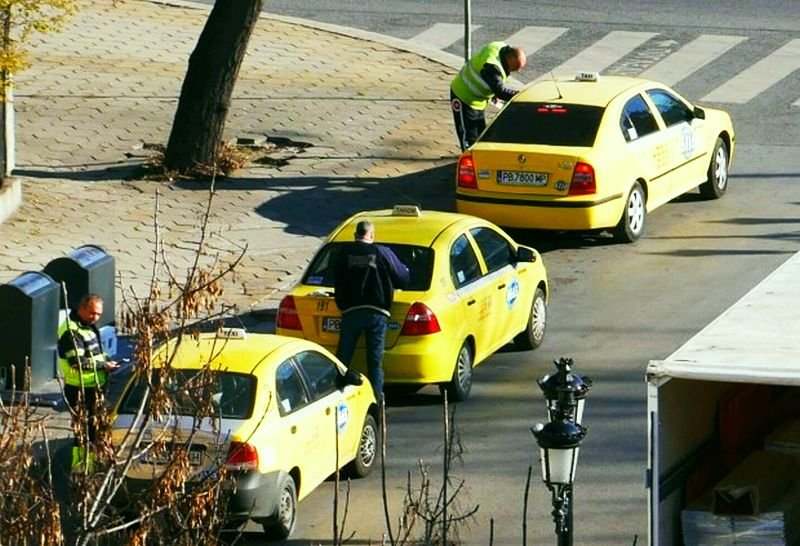 ДАИ изненада таксиметрови шофьори в Пловдив