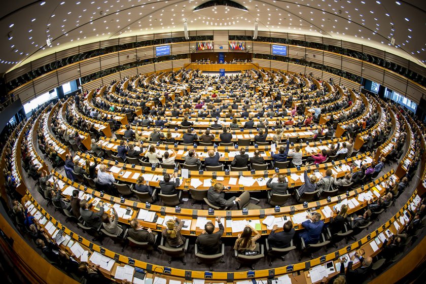 ЕП обсъжда състоянието на законността в Полша и Унгария
