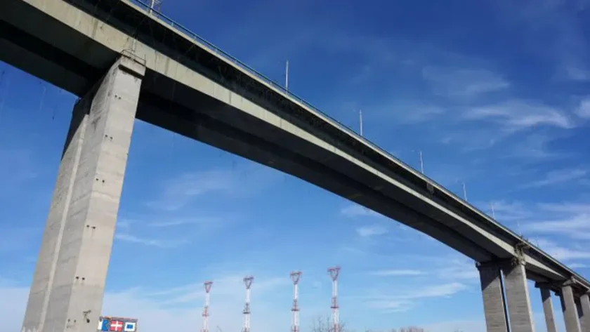 Кръгла маса умува за бъдещето на Аспаруховия мост