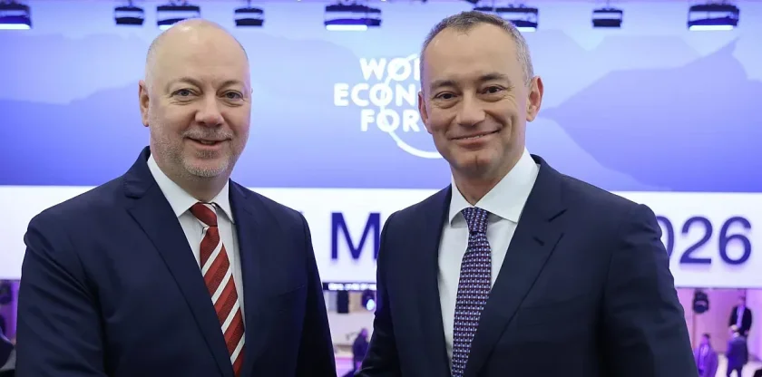 Желязков поздрави Николай Младенов в Давос