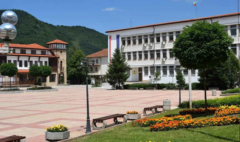 Зам.-кметът на Етрополе хвърли оставка