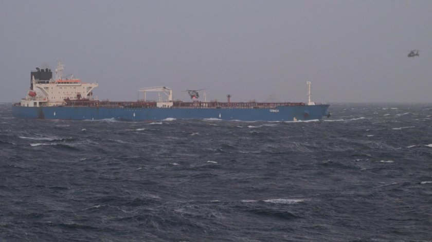 Франция задържа танкер от руския "сенчест" флот в Средиземно море