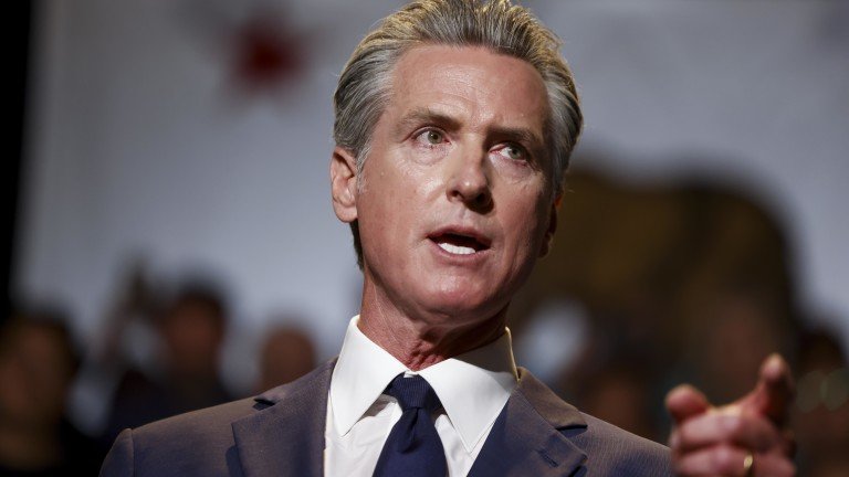 Губернаторът на Калифорния призова световните лидери за твърдост срещу Тръмп
