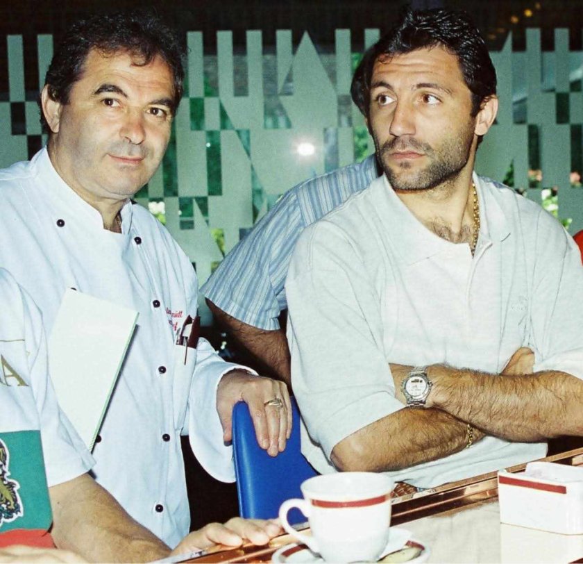 Eдна след друга си отиват фигурите, написали някои от най-ярките