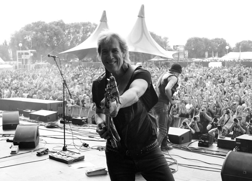 Почина бившият басист на "Скорпионс" Франсис Буххолц