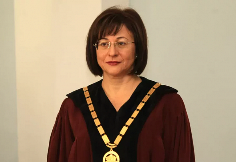 Шефката на КС е докладчик по делото за оставката на Радев 