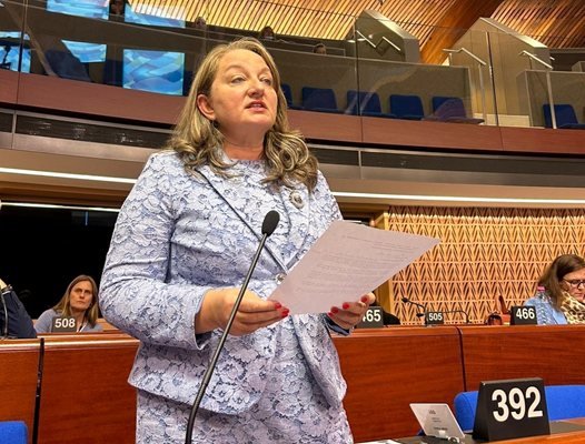 Сачева: ГЕРБ няма да се бори с Радев, оставяме го да се бори с реалността 