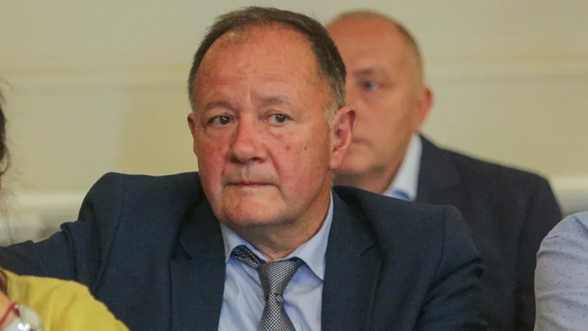 Михаил Миков: БСП може да не мине 4% на изборите