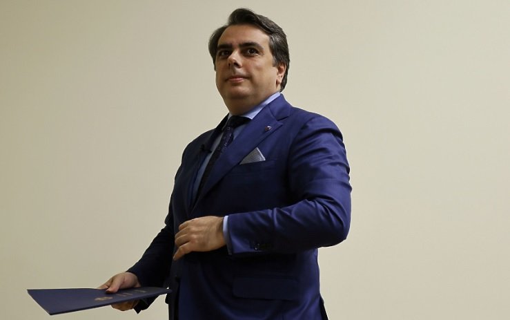 Лидерът на ПП Асен Василев загуби на първа инстанция гражданското