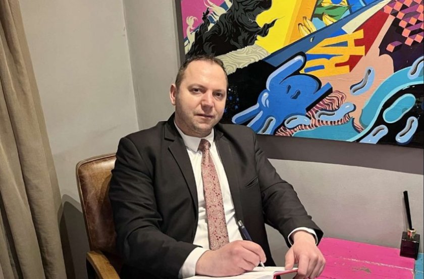 Варненски общинар от ПП-ДБ напусна групата, избра си друга