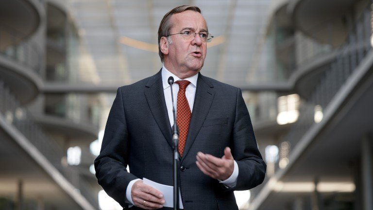 Германия иска извинение от Тръмп за репликите му за натовските войски в Афганистан 