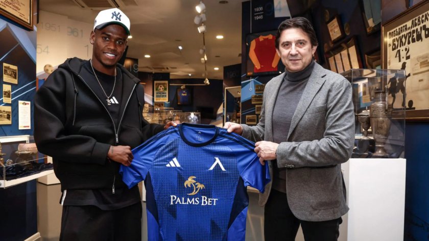 Трансферът е факт: Левски обяви Хуан Переа, ще носи "най-тежкия" номер