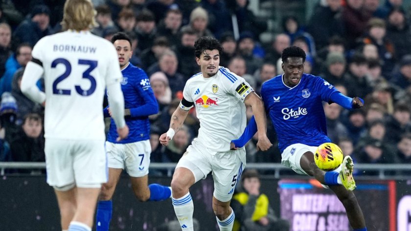 Груев титуляр, Лийдс измъкна точка