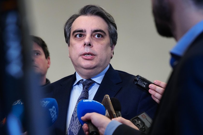 Асен Василев: Пише се нов епизод на световната история