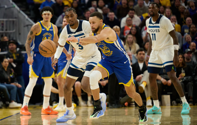 Историческа вечер за Стеф Къри в Минеаполис