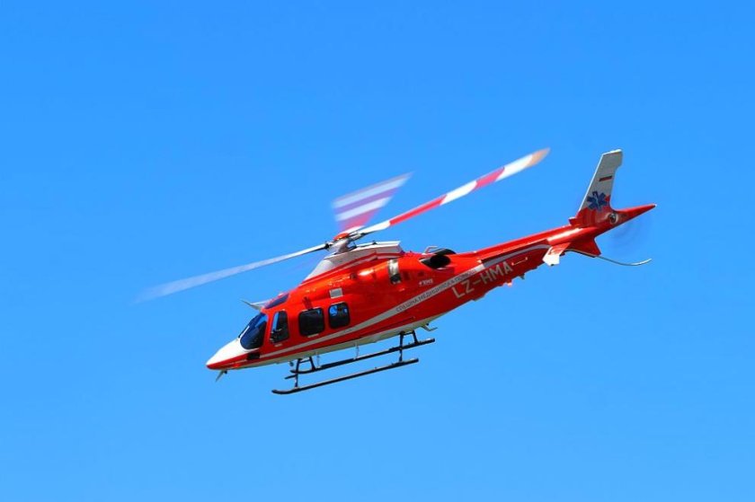 Въздушната линейка не успя да качи пациент, пилотите отказаха да кацнат 