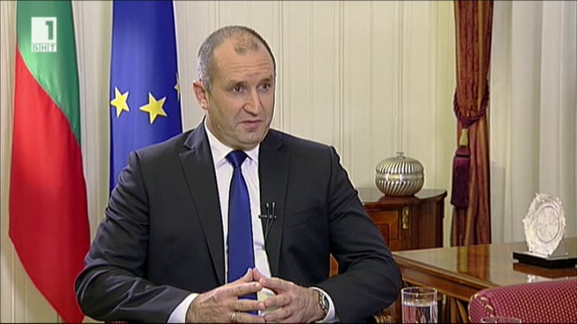 Радев разкрива партийните си планове сефте в петък 