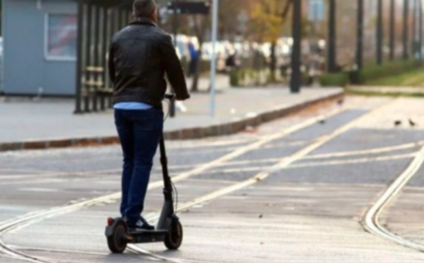 Слагат номера и вкарват в регистър електрическите тротинетки