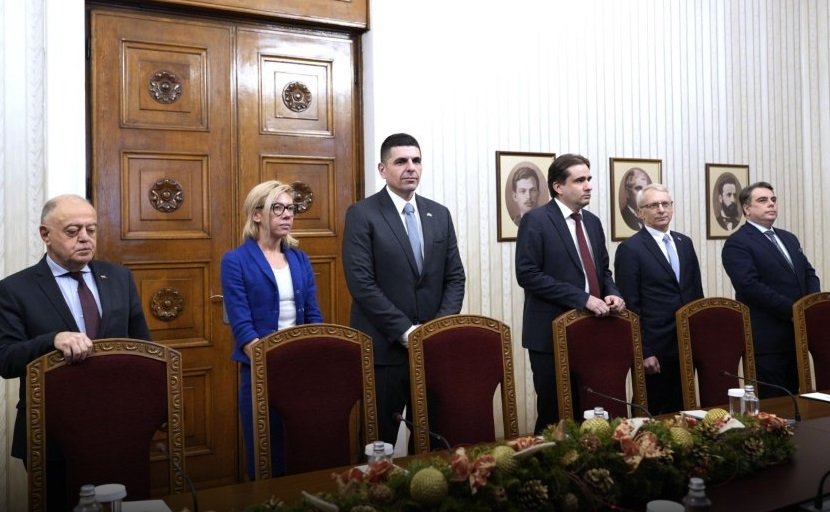 Ген. Атанасов на "Дондуков"2: Във всеки изборен район шетат престъпни групи и брокери 