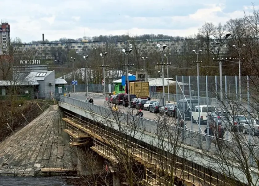 Естония затваря граничните си пунктове с Русия през нощта
