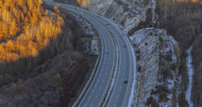 Важно за пътуващите по АМ &bdquo;Струма&ldquo; в област Перник