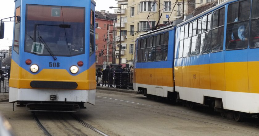 Промени в 6 трамвайни линии заради ремонт