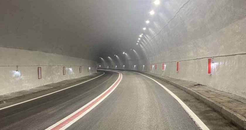 Тунел "Кривия" на пътя София &ndash; Кулата е без осветление