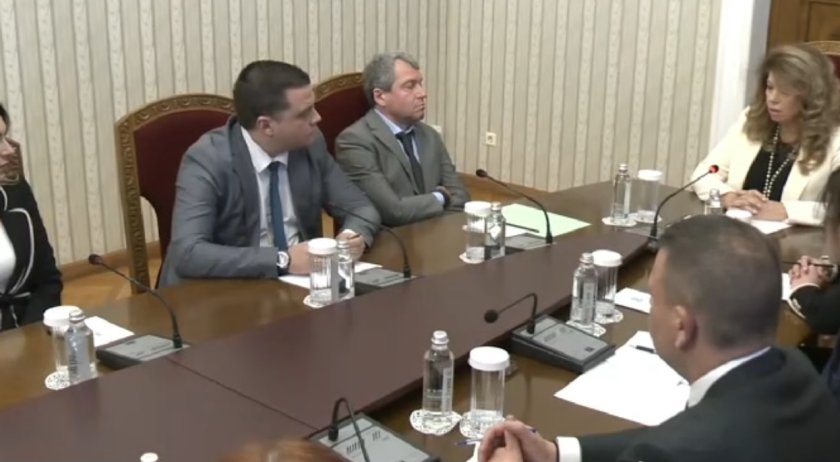 Що се отнася до това кого ще посоча, моят избор