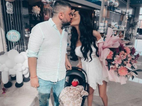 Фолк певицата Палома официално призна, че е в развод, и